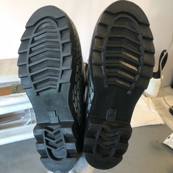 Rain boots - Picture 6 of 6